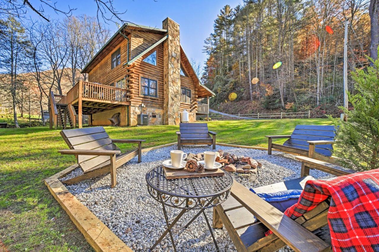 Creekside Bryson City Cabin With Private Hot Tub Villa Esterno foto